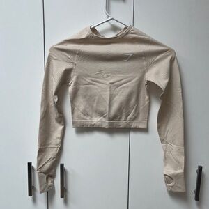 Women's cream Gymshark Long Sleeve crop top sz XS
